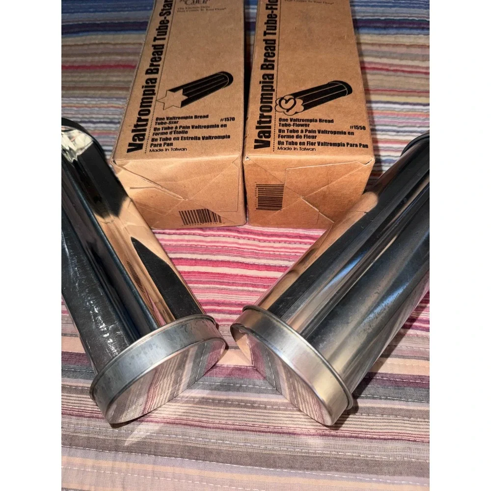 Pampered Chef Valtrompia Bread Tubes Star 1570 Flower 1550 Set of 2 Vintage